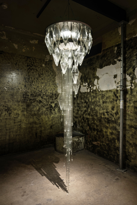 Alex Seton, Still very much Alive in the Past