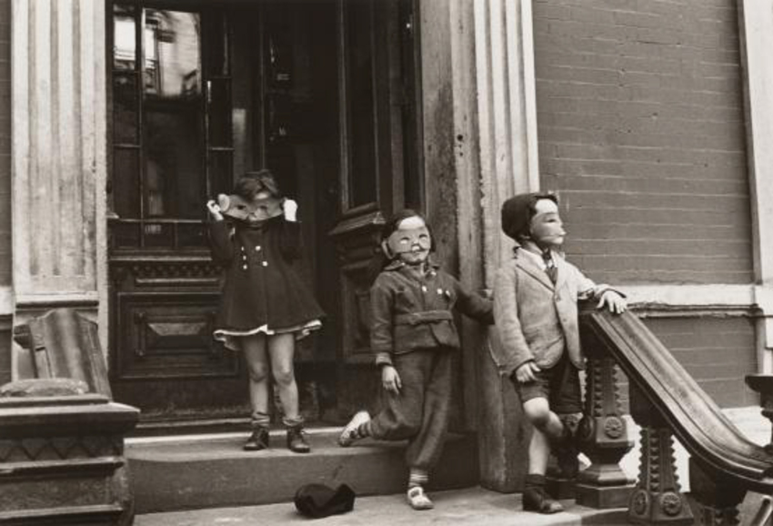 Helen Levitt, New York, 1940