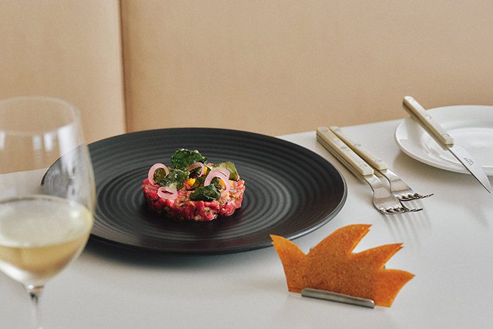 Wagyu tartare, egg yolk, saltbush, Jerusalem artichoke (df, gf)