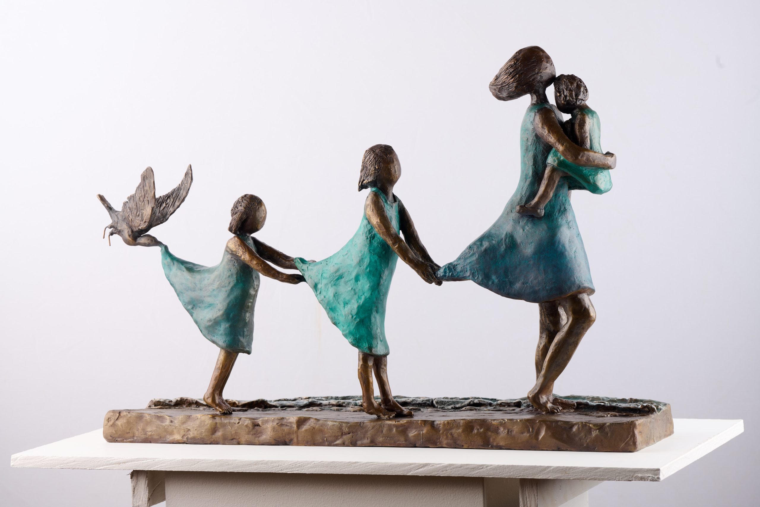 Gillian Govan, Sea Breeze, 2026, bronze, 50 × 55 × 27cm